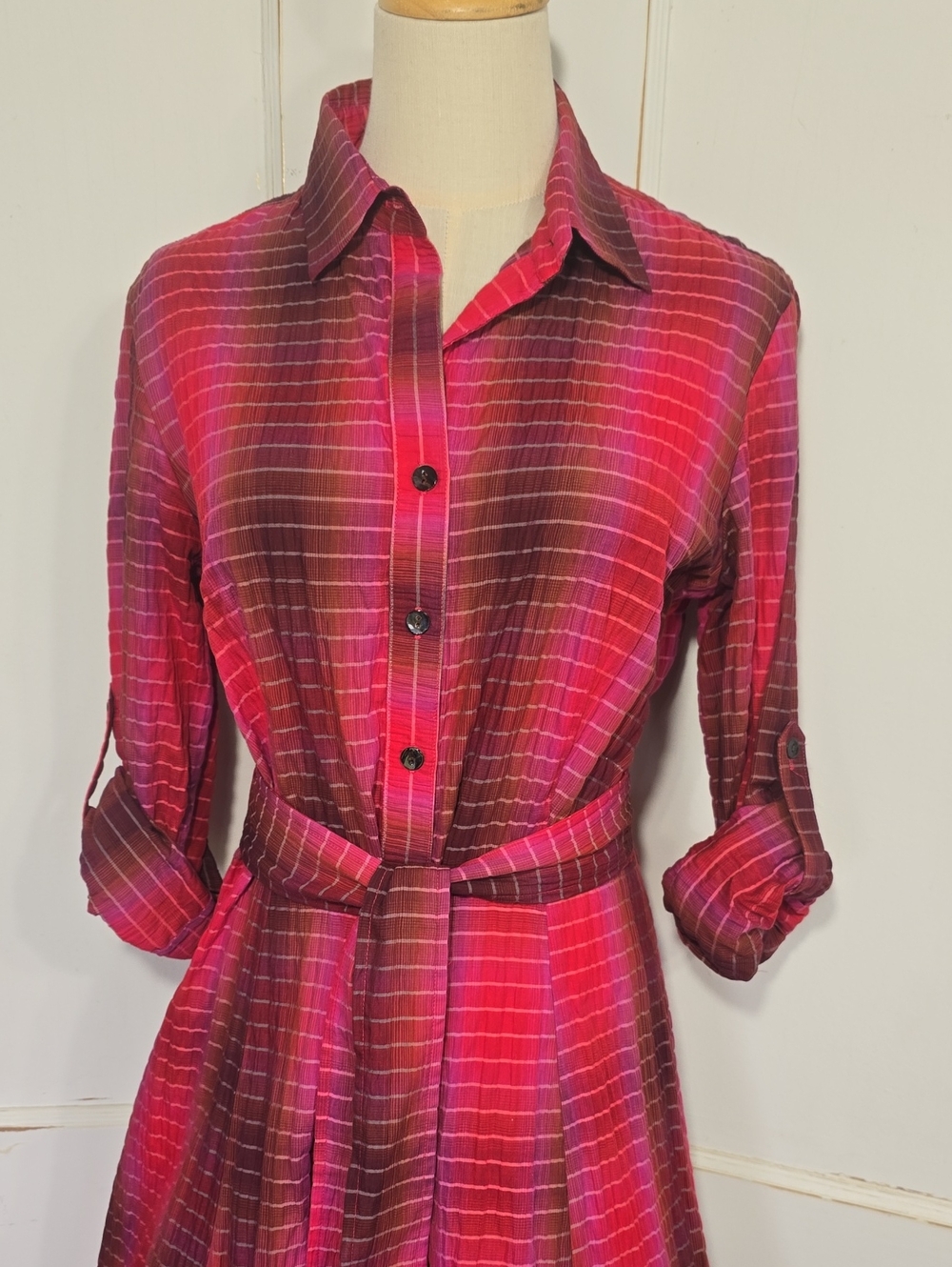 Finley Plaid Maxi Shirt Dress M Red Pink Purple Belted Roll Up  Sleeve 70s Style - Picture 2 of 6